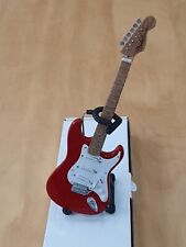 Miniature Guitar (24cm Tall) : Hank Marvin Fender Stratocaster Red