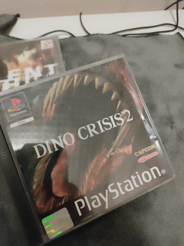 Dino crisis sony playstation - sony,