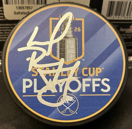 Lindy ruff autograph signed - lindy,