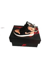 MINI SNEAKERS 3D PORTACHIAVI "3D" MINI SHOES Rosa E Nera ✅(custom) Front Bianco