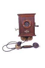 Telefono storico da parete