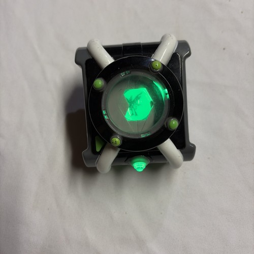 Ben ten deluxe - ben, omnitrix