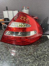 A2118200464 faro posteriore destro per MERCEDES-BENZ CLASSE E (W S211) 200 CDI