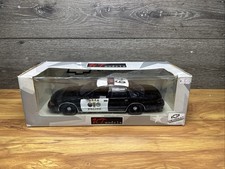 UT MODELS 1/18 SCALE CHEVROLET