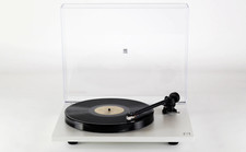REGA PLANAR 1 PLUS - WHITE