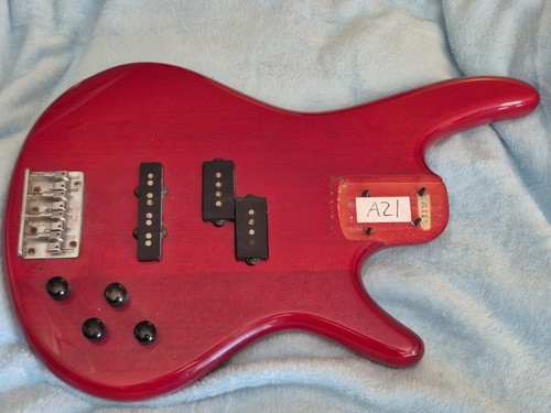 Corpo chitarra basso corde - 4,