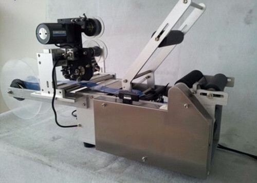 Etichettatrice automatica per