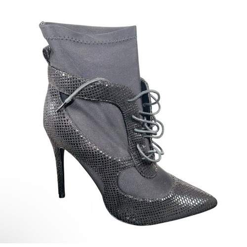 Stivaletti allacciati stiletto