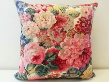 Copricuscino Sanderson classico lino rosa e peonia rosso e verde tessuto velluto 