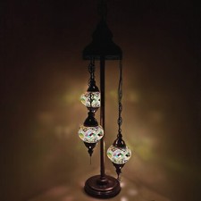 Lampada da pavimento stile