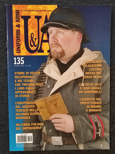 Uniformi armi la - -, rivista