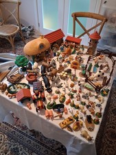 Group of DeAgostini Plastic