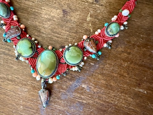 Collana regolabile stile