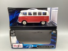Modellini auto 1:25 non 1:24 Maisto VW Van Samba con scatola originale