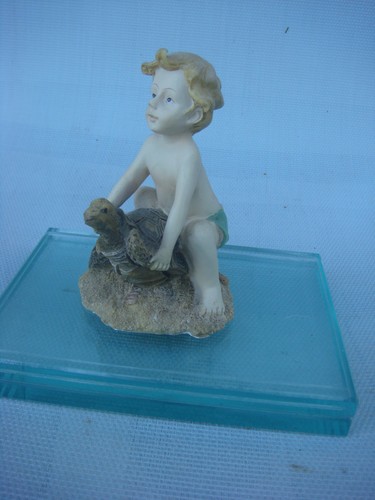 Statuina porcellana bambino