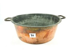 Antico tegame in rame da