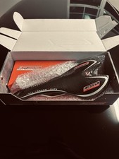 Sella bicicletta, carbonio