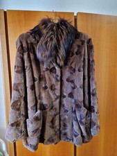 Pelliccia in visone con collo in Volpe