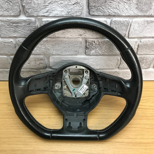 Volante piatto pelle nera - piatto,