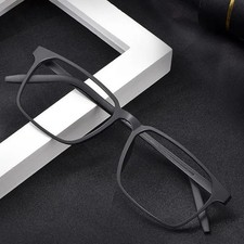 Nuovi Occhiali Da Lettura in