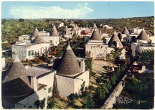 ALBEROBELLO -BARI -VEDUTA PANORAMICA DELL'HOTEL DEI TRULLI - CARTOLINA