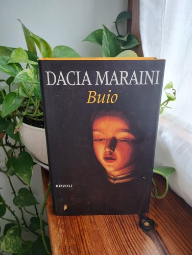 Dacia maraini buio - dacia,