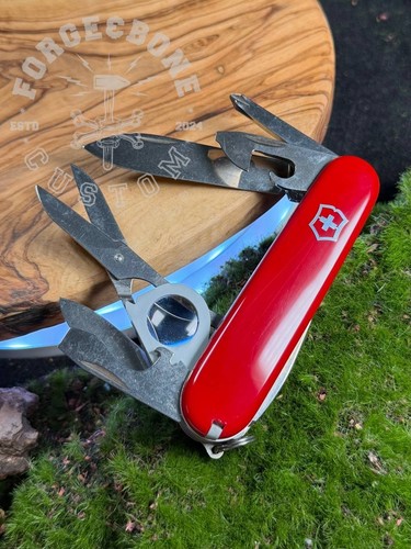 Victorinox explorer red - victorinox,