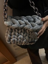 borsa chunky bag filato marshmallow intrecciata a mano 