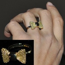 Anello Con Fiocco Mosche Del