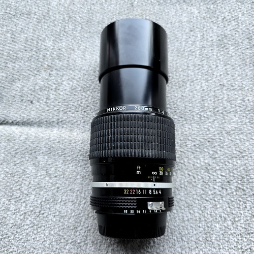 Objectif nikon nikkor 200mm - objectif,