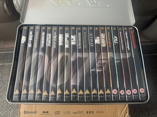 James bond 007 - james, 20