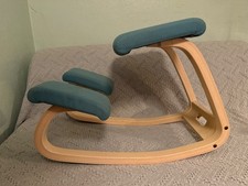 Sedia inginocchiata ergonomica