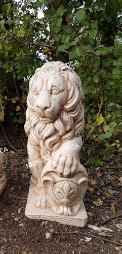 Leone statua scultura con - scultura,