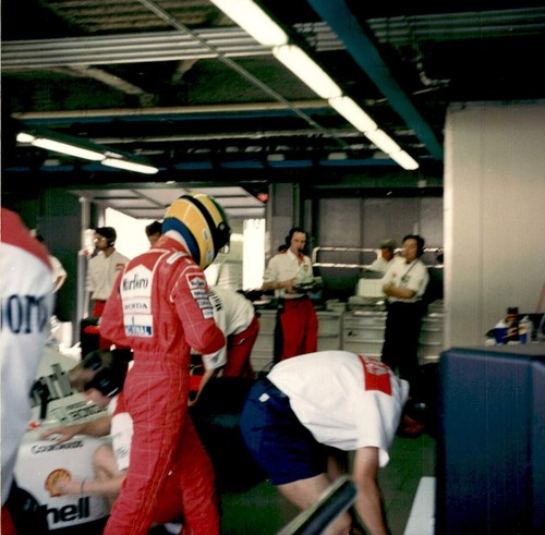 Foto formula senna mclaren - 1,