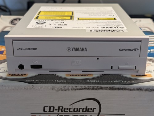 Yamaha crw3200ez ide rw - crw3200ez, e-ide