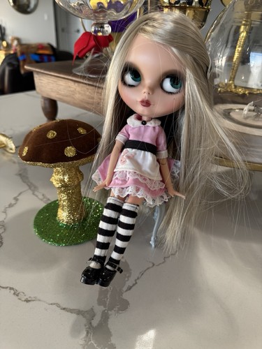 Blythe ooak alice nel - nel, paese