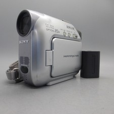 Sony Handycam DCR-HC19E videocamera miniDV portatile argento testata