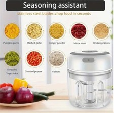 Automatic chopper, kitchen