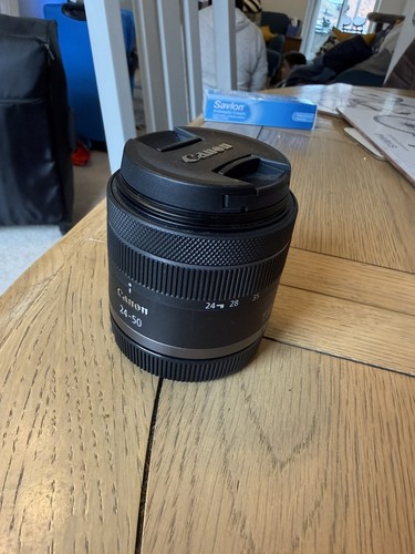 Canon 50mm 6 - 24-50mm, is