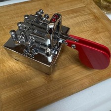 Vibroplex® VIBROCUBE-D Deluxe