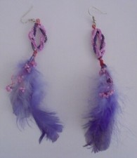 ORECCHINI CON PERLINE E PIUME