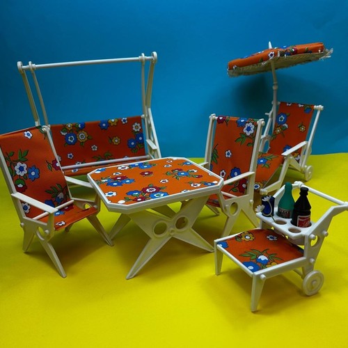 Set mobili tavolo - sedie, sdraio