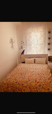 Letto bianco con - , contenitore
