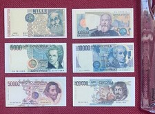 Fiches banconote gioco poker