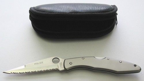 Spyderco police dentellato dei - police,