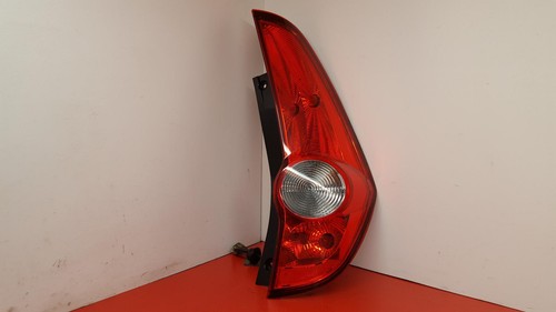Vauxhall agila mk2 2012 fanale - agila,