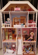 Casa delle Bambole kidkraft su 4 Livelli  con 63 accessori 