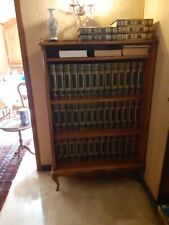 Enciclopedia Treccani 42 volumi + 8 volumi appendice e mobile in legno massello