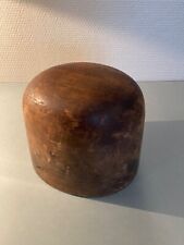 ANCIENNE FORME À CHAPEAU