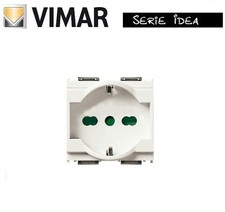 PRESA SCHUKO TRIVALENTE